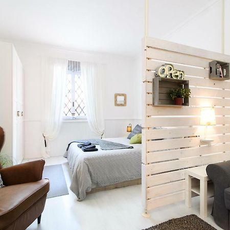 Lovely With Garden In Vatican Museums Trastevere Apartment Рим Екстериор снимка